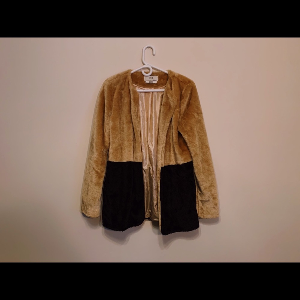 XXI beige and black Faux Fur Coat in medium - Picture 1 of 6